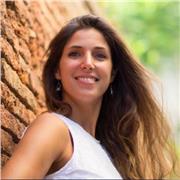 Impara o perfeziona il tuo inglese chiaccherando!
Scegliamo insieme l'argomento di interesse, sciogliamo la fluidità del tuo inglese ed impara nuovi vocaboli inerenti conversando in lingua: parleremo come due conoscenti davanti ad uno spritz!